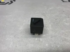 Втягивающее реле стартера BMW 5 E60 M54 306S3 3.0I