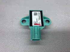 Датчик удара airbag передний Audi a4 B8 CAB 1.8
