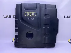 Декоративная накладка двигателя Audi A4 B8