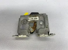 Замок капота правый BMW x5 E70 M57TU2 306D3 3.0D