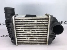 Радиатор интеркулера Audi a6 C6 BPP 2.7 TDI 2007