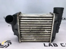 Радиатор интеркулера Audi A6 C6