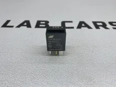 Реле 404 Audi A6 C6