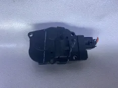 Сервопривод заслонки печки BMW X5 E70