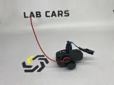 Привод лючка топливного бака Audi a5 8T CAMA 2.7