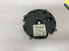 Привод регулировки зеркала правый Audi A6 C6