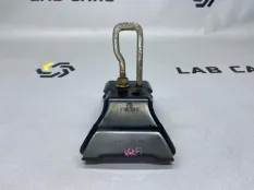 Замок капота правый BMW x5 E70 M57TU2 306D3 3.0D