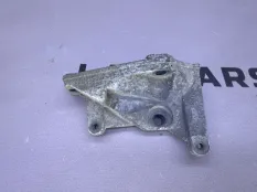 Кронштейн ТНВД BMW X5 E70 M57TU2 306D5 35D M57D30