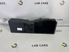 Крышка короба аккумулятора BMW X6 E71 N57 N57D30A