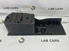 Крышка короба аккумулятора BMW X6 E71 M57TU2 306D3
