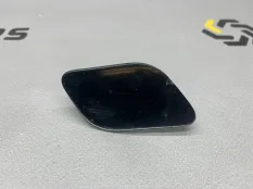 Крышка форсунки омывателя фар правая BMW 7 F01