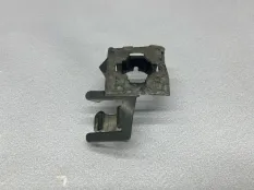 Кронштейн парктроника правый BMW 7 F01