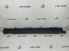Накладка порога правая Land Rover Range Rover L405