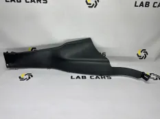 Накладка салона задняя правая Land Rover Range
