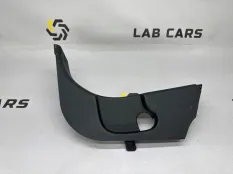 Обшивка салона передняя правая Land Rover Range