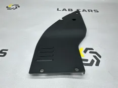 Щиток моторного отсека правый Land Rover Range