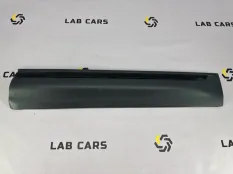 Молдинг двери передний правый Land Rover Range