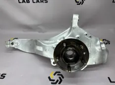 Кулак поворотный передний правый Land Rover Range