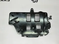 Кронштейн интеркулера Land Rover Range Rover