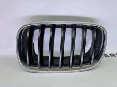 Решетка радиатора передняя левая BMW x5 E70 M57TU2
