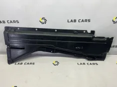 Облицовка днища кузова правая BMW X5 E70