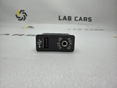 Разъем AUX BMW X6 E71 N57 N57D30B 40D 2011