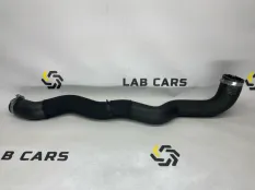 Патрубок интеркулера правый Land Rover Range Rover