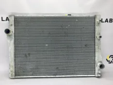 Радиатор охлаждения двигателя BMW x5 E70