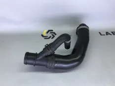 Патрубок охлаждения Land Rover Range Rover L405