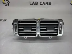 Дефлектор воздушный центральный задний Land Rover