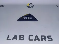 Накладка крышки багажника правая Land Rover Range