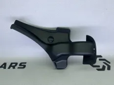 Накладка петли багажника правая Land Rover Range