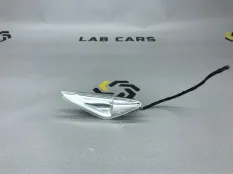 Повторитель поворота передний правый BMW x5 E70