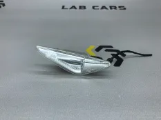 Повторитель поворота передний правый BMW x5 E70