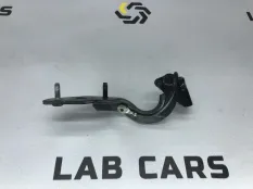 Петля крышки багажника правая Land Rover Range