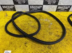 УПЛОТНИТЕЛЬ ПРОЕМА ДВЕРИ передний левый HYUNDAI