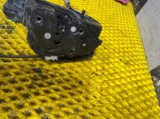 ЗАМОК ДВЕРИ задний левый JAC J7 2023