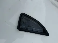 Форточка кузова задняя правая KIA RIO 3 ХЭТЧБЕК