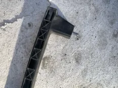 Направляющая стекла двери задняя правая HYUNDAI