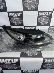 Фара ксеноновая правая KIA SPORTAGE 3 2012