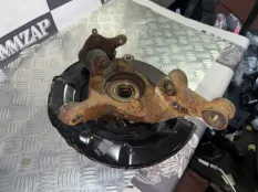 Кулак поворотный передний правый TOYOTA COROLLA