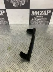 Направляющая стекла двери передняя правая KIA