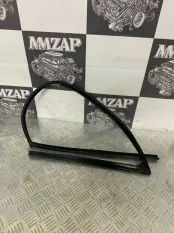 Уплотнитель стекла двери передний правый KIA