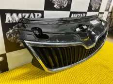 Решетка в бампер SKODA RAPID 1 2017