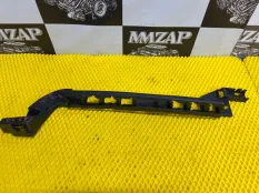 Крепление бампера заднее правое SKODA OCTAVIA A7