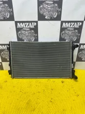 Радиатор охлаждения двигателя SKODA OCTAVIA A7