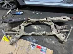 ЗАДНЯЯ БАЛКА KIA SORENTO 2 XM 2.2 D4HB 2011