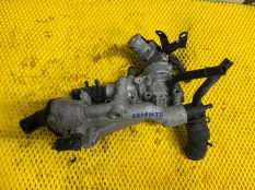 Корпус термостата KIA SORENTO 2 XM 2.2 D4HB 2011