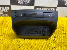 НАКЛАДКА ЦЕНТРАЛЬНОЙ КОНСОЛИ KIA SORENTO 2 XM 2011