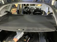 Шторка багажника KIA ceed 1 ED УНИВЕРСАЛ 2011